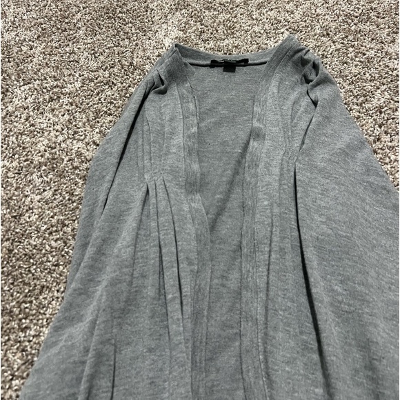 Twentyone Cardigan - Picture 2 of 5